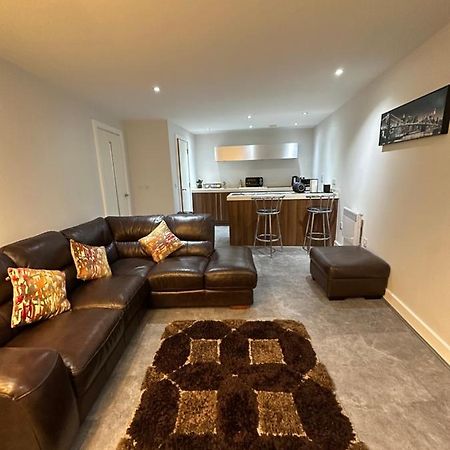 Heart Of Bham Free Parking Apartment Birmingham Bagian luar foto