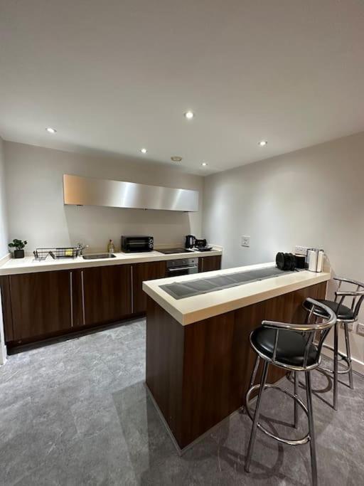 Heart Of Bham Free Parking Apartment Birmingham Bagian luar foto